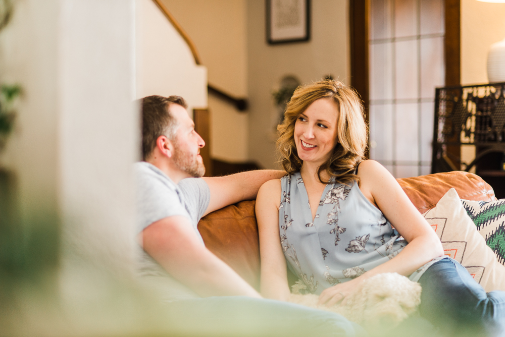 FIRST BABY LIFESTYLE MATERNITY CHICAGO PHOTOGRAPHER-9.jpg