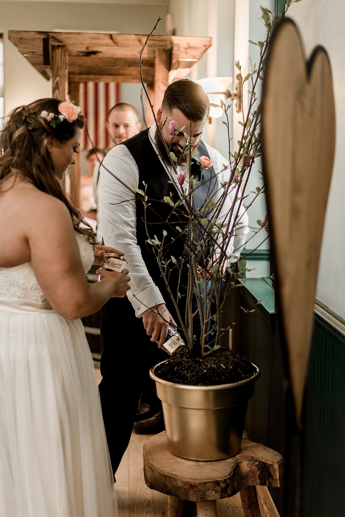 CHICAGO-WEDDING-PHOTOGRAPHER-WEB-DESIGNER-ENGAGEMENT-LISH-MARIE_0241.jpg