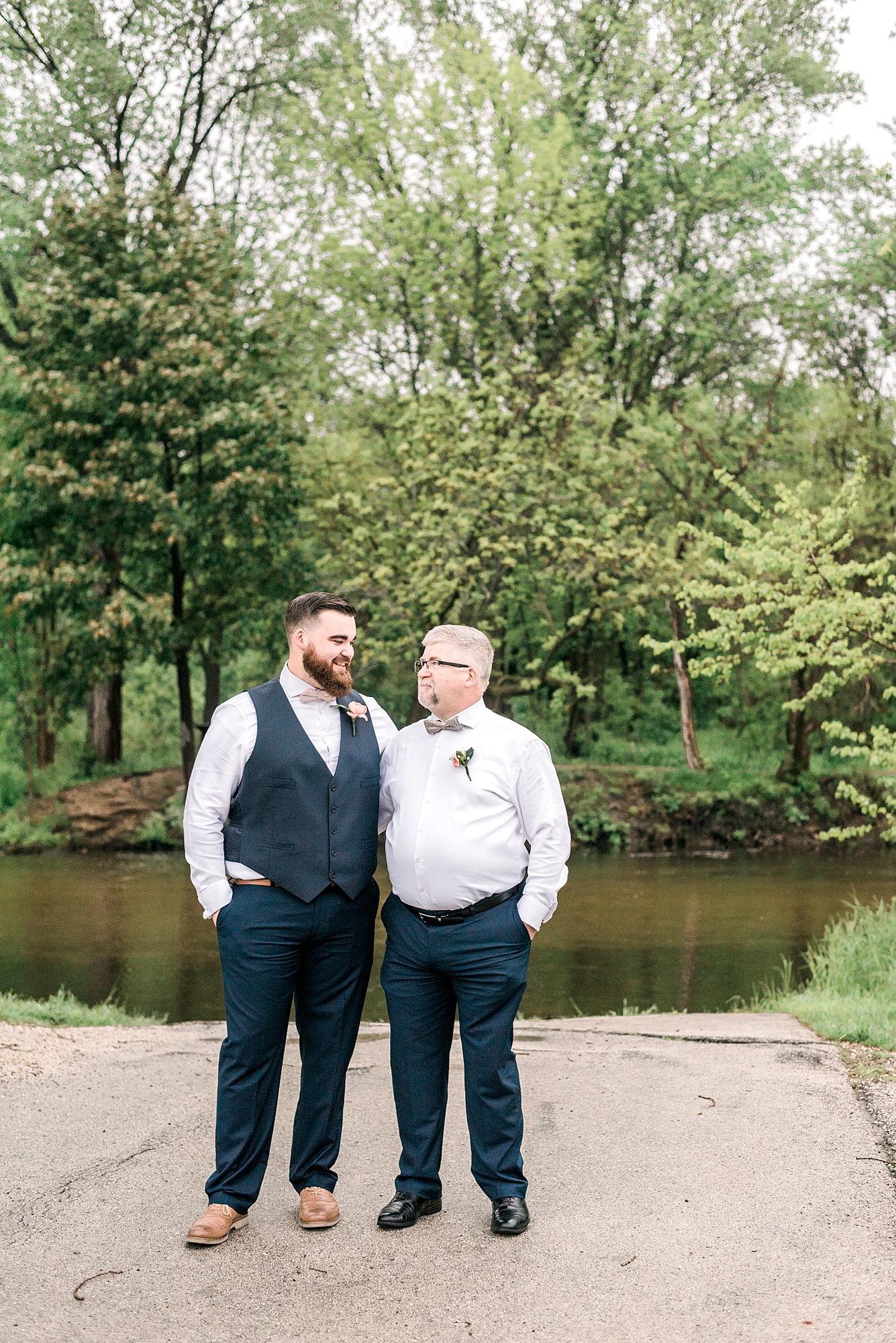 CHICAGO-WEDDING-PHOTOGRAPHER-WEB-DESIGNER-ENGAGEMENT-LISH-MARIE_0257.jpg