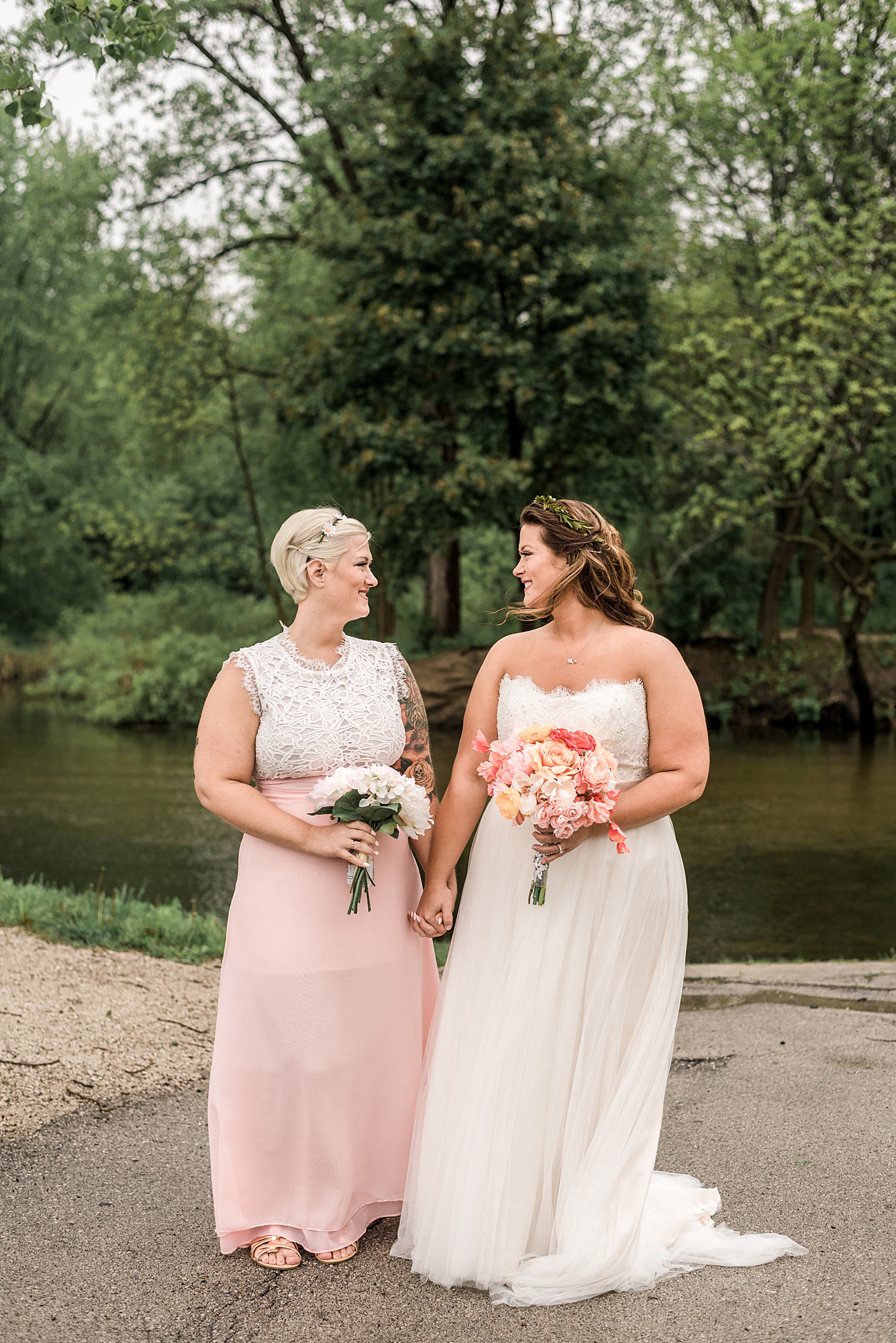 CHICAGO-WEDDING-PHOTOGRAPHER-WEB-DESIGNER-ENGAGEMENT-LISH-MARIE_0260.jpg