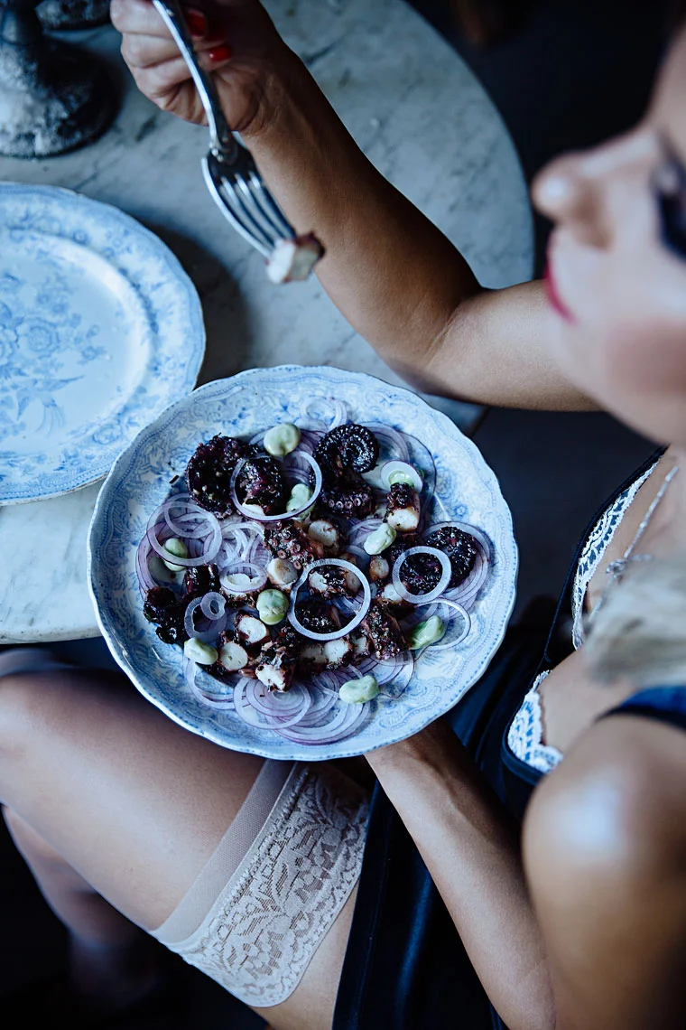 24. SEAFOOD-ON-THE-ROOF-DARK.jpg