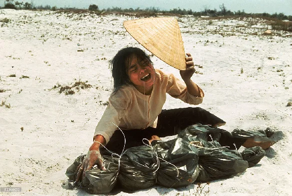 Larry Burrows, Huế , Vietnam 1969