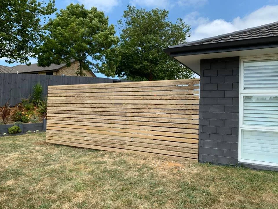 Horizontal slat.jpg