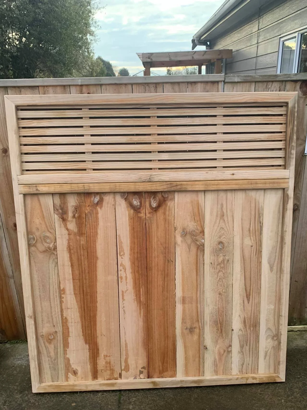 Trellis Top Panel.jpg