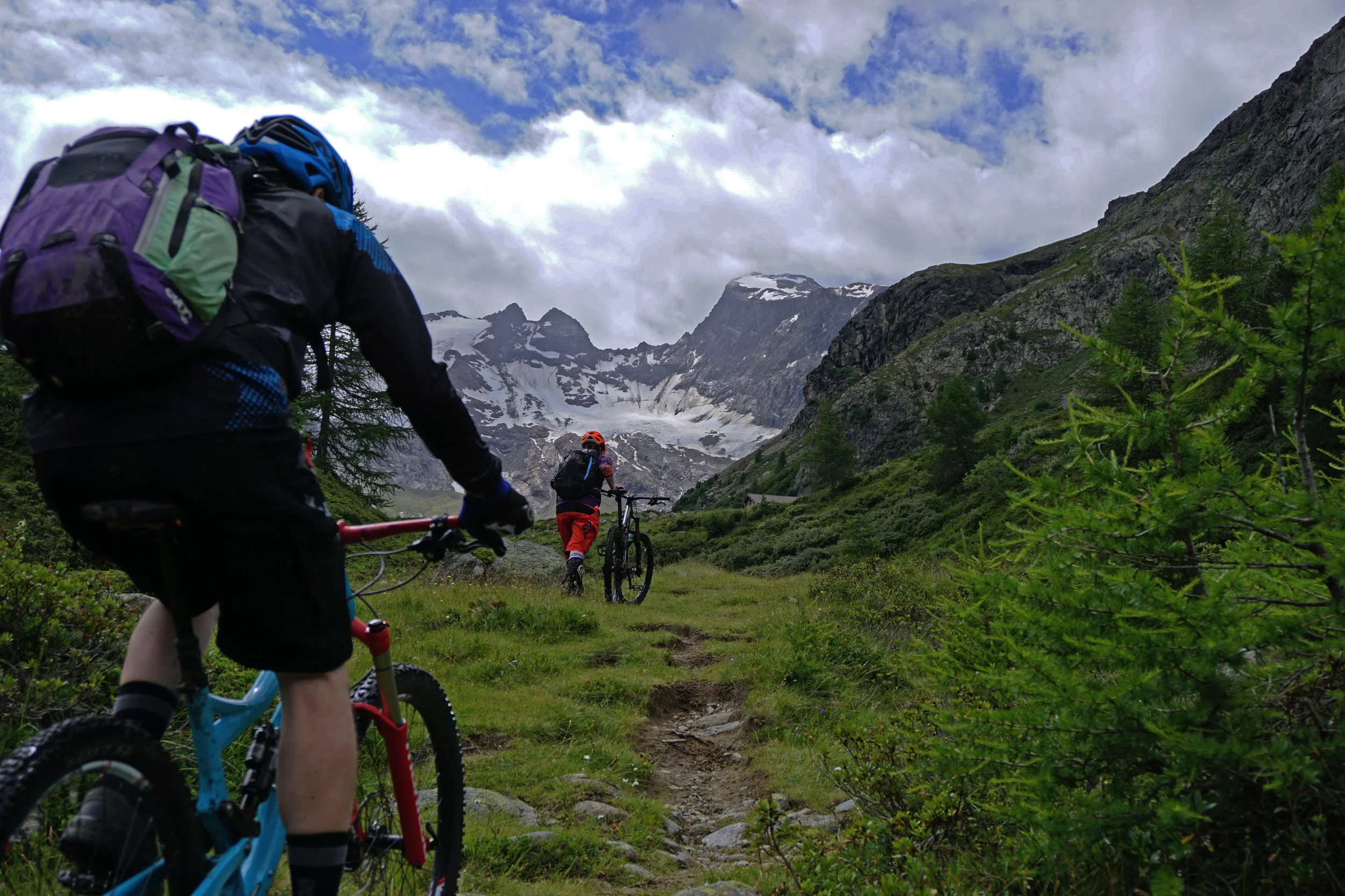 The climb or push up the Val Viola. Our German friends Uli and Christiane.