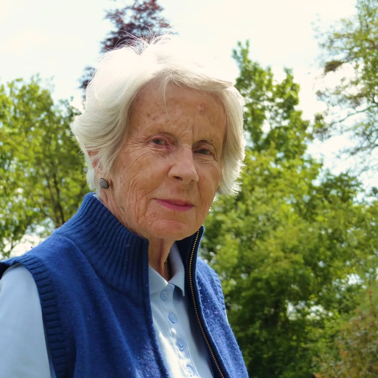 It is with deep sadness that we share the news of the death of Lady Leggatt on 25 August. She died peacefully at home aged 95.

Jill Leggatt&nbsp;chaired Surrey Gardens Trust&nbsp;for over 20 years, developing the trust and engaging in many projects 