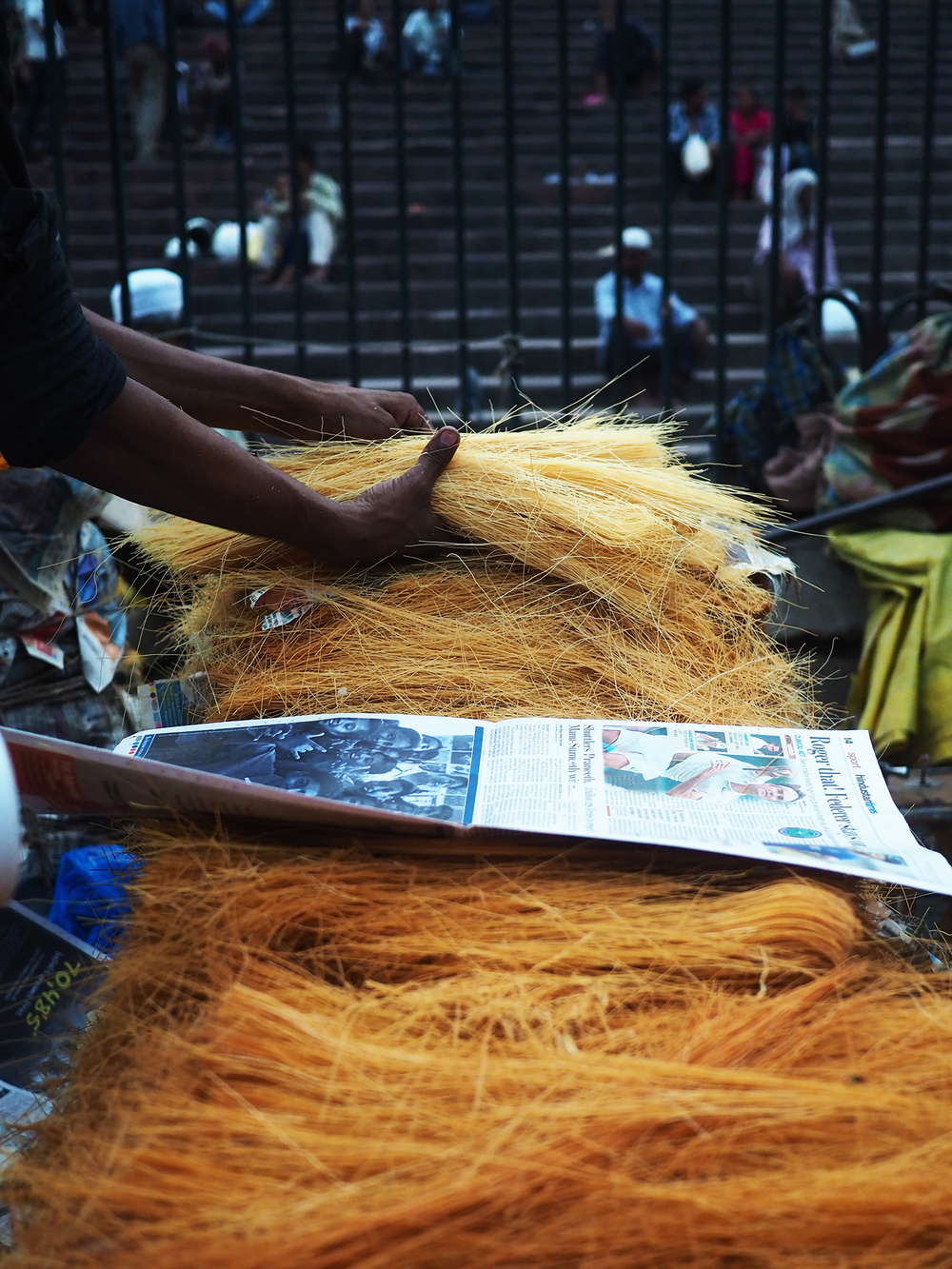 Selling seviya in huge bundles.