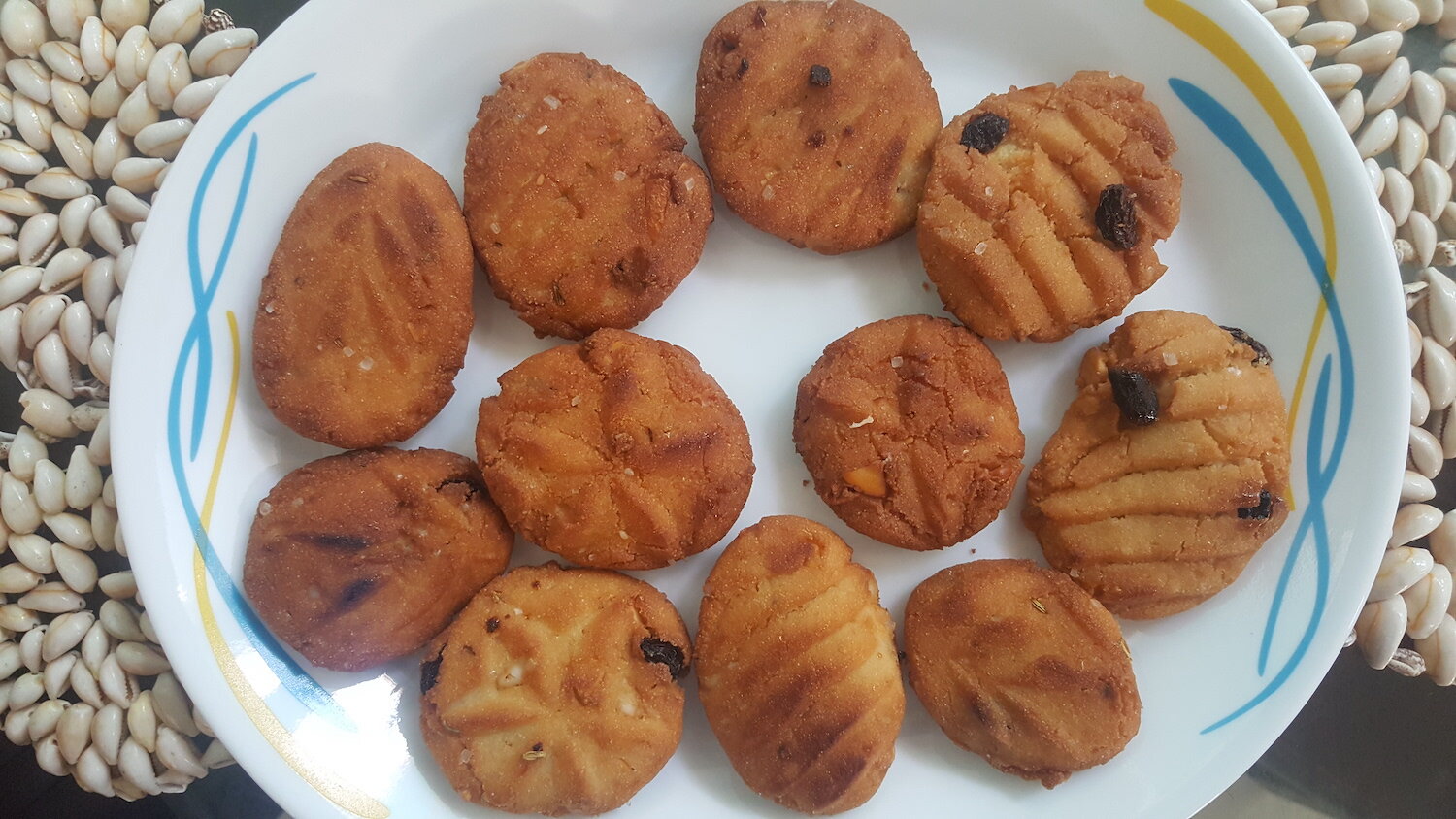 Thekua, A Deep-Fried Bihari Cookie Prasad -  Bihar's Thekua | LoveLocal