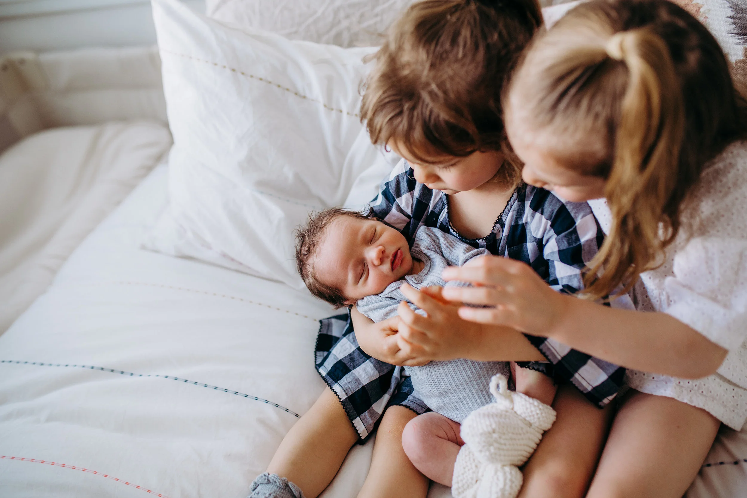Sibling love | Hills District Newborn Photographer