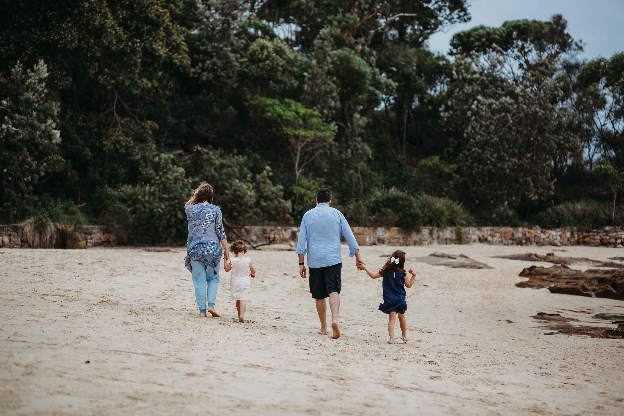 Relaxed and fun family photographer