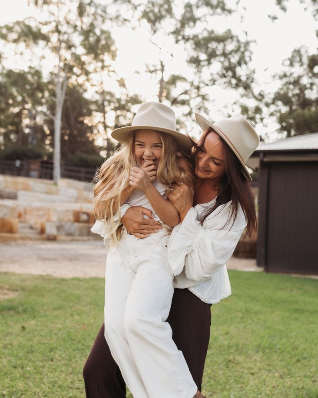 Easily one of my fav sessions from this year. The Bickford girls are just adorable I am sure you will all agree 🥰 Your a luck guy @jbick89 😉
.
.
#hawkesburyfamilyphotographer #hillsdistrictfamilyphotographer #Sydneyfamilyphotographer #bluemountains
