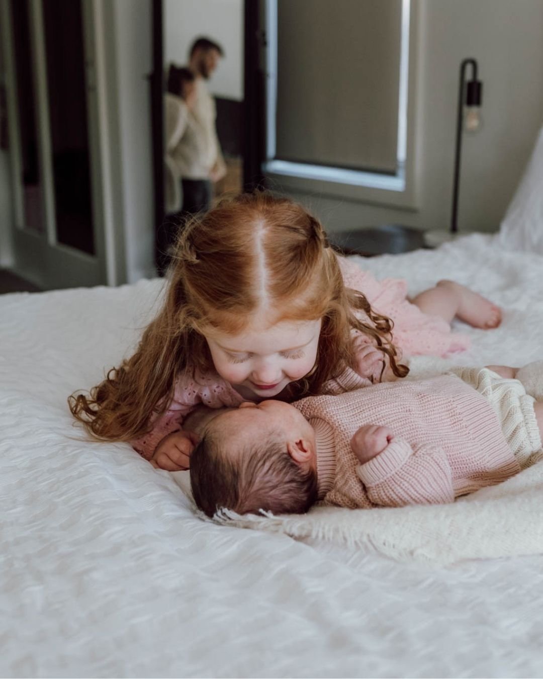 Ever wonder what *real* love looks like in photos? This moment says it all.

I just love being able to see mum and dad watching in the mirror reflection.  A happy accident or deliberate composition? 

#hawkesburyphotographer #hawkesburynewbornphotogr