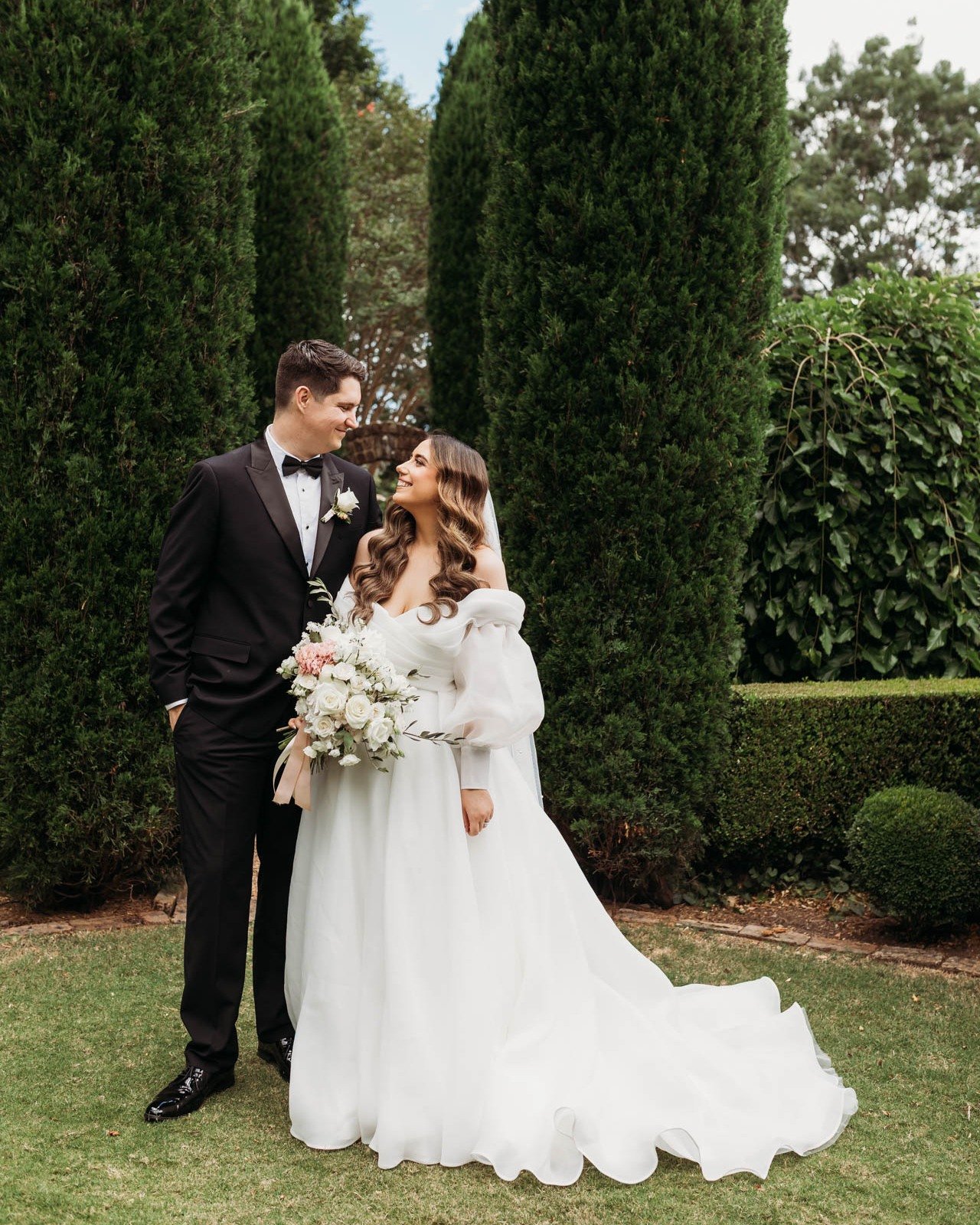 STUNNING. That is the only word for thes guys and this amazing venue.  I had so much fun shooting it little Italy right here in our very own Hills District of Sydney. @guestlands was the perfect backdrop for this classy low key couple.

#hawkesburyph