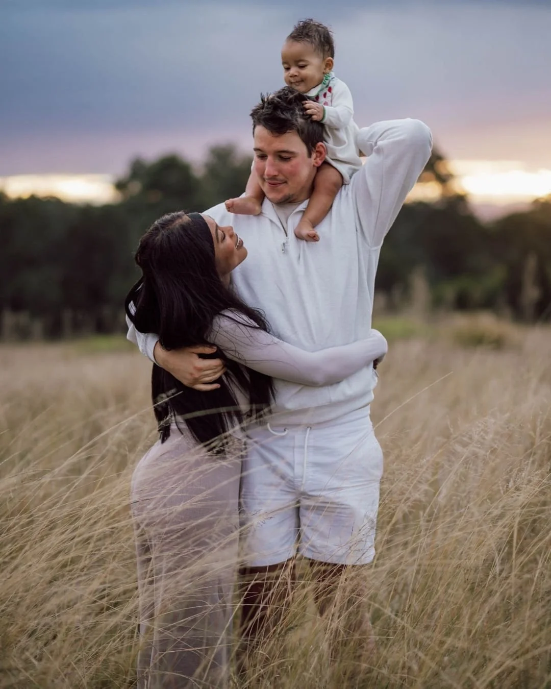 These guys have added another little girl to their clan but this session deserved a spot on the grid before I posted about their beautiful new little babe. Relaxed and real, capturing you as you are.