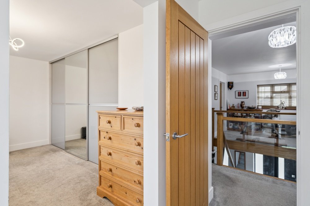 DSC08717 - 800px.jpg