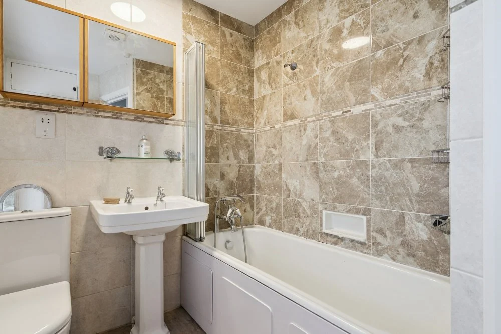 DSC08735 - 800px.jpg