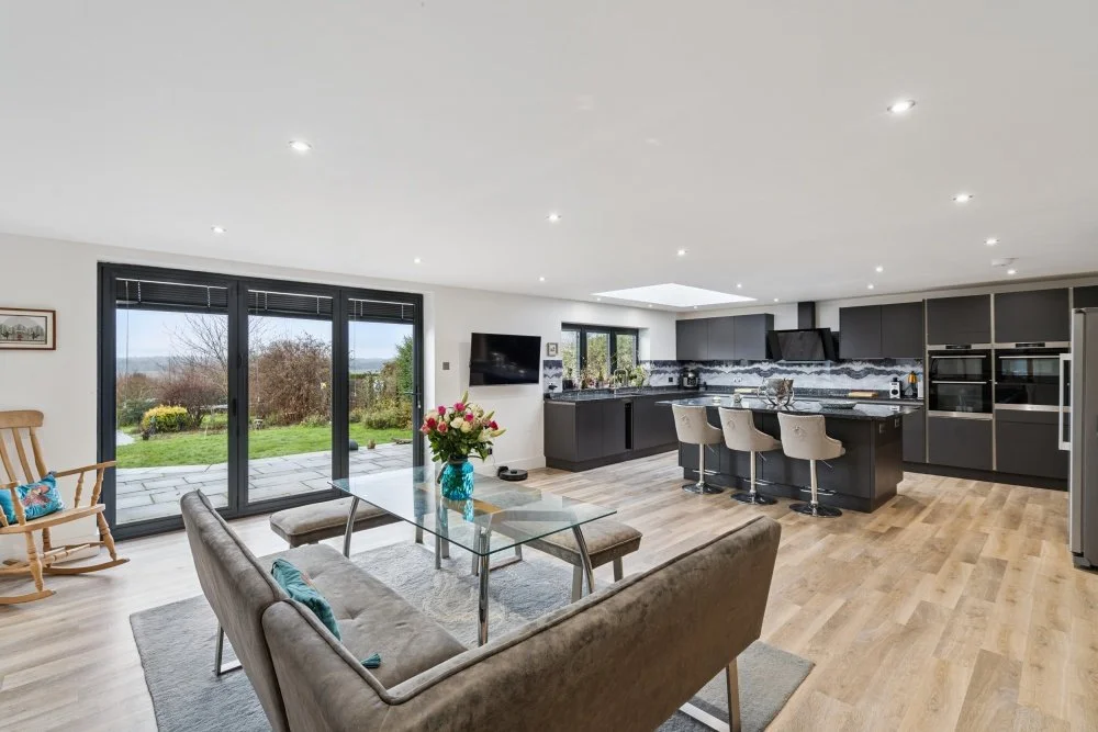 DSC08669 - 800px.jpg