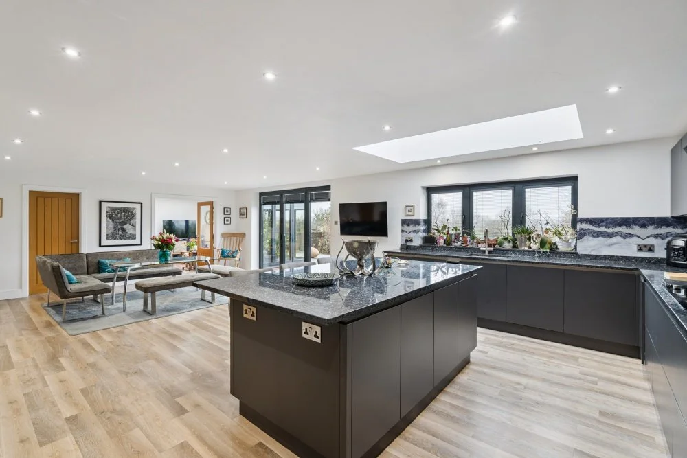 DSC08675 - 800px.jpg