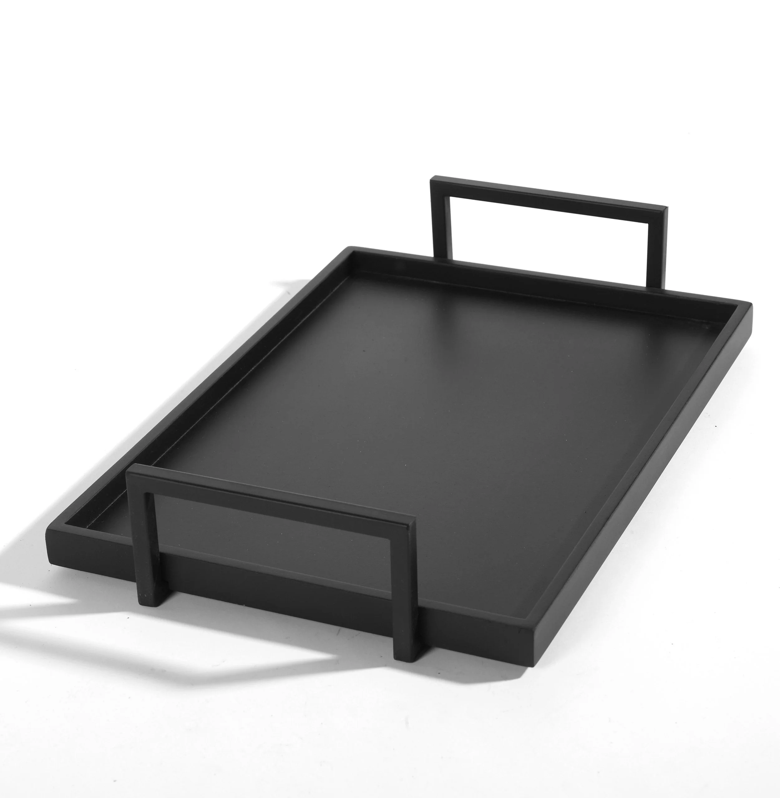 analograum-serax-tray2.jpg