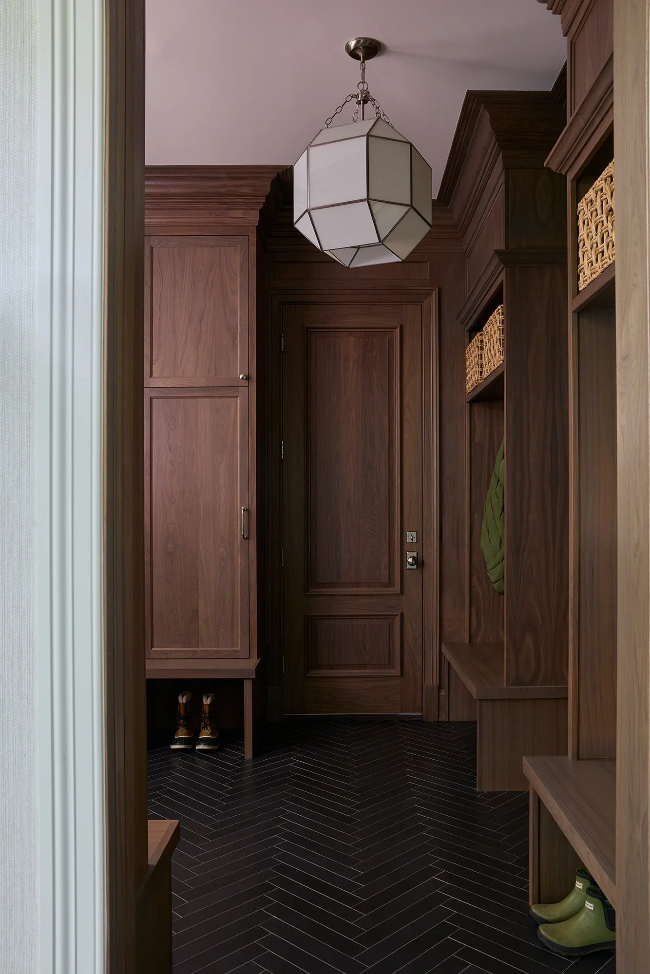 Savarie-Interiors-mudroom-187.jpg