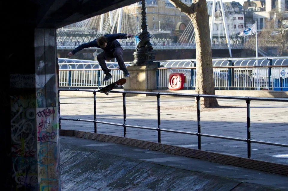 c60-urban-action-sports-skateboard-00021.jpg