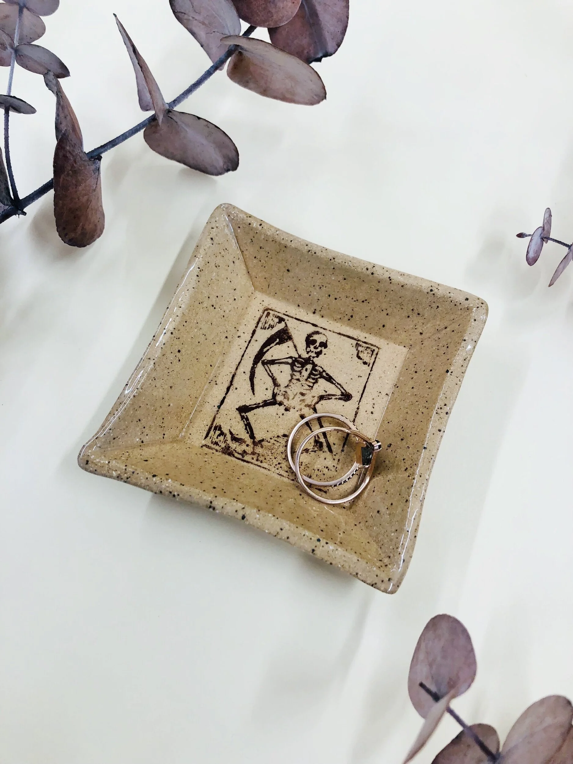 060212E6-2BB7-4D57-8052-600E6A1F51D7