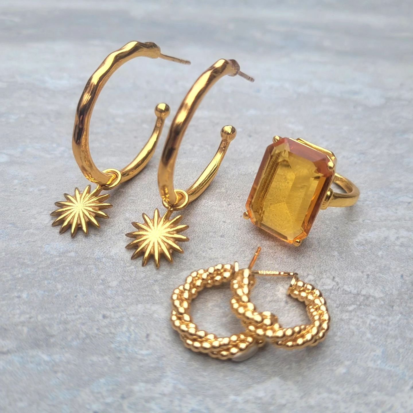 Golden 💛 firm Favourites day to night.... #cocktailrings #Hoops #goldhoops #smokytopaz #statementring #hooplovers #everydayhoops