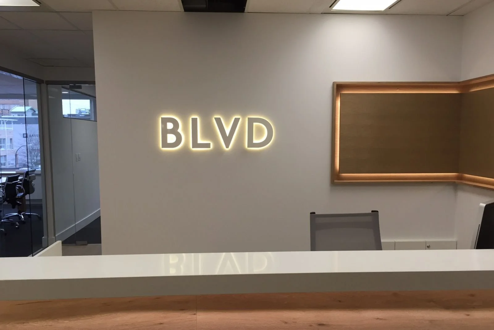 blvd-lobby-reception-sign.jpg