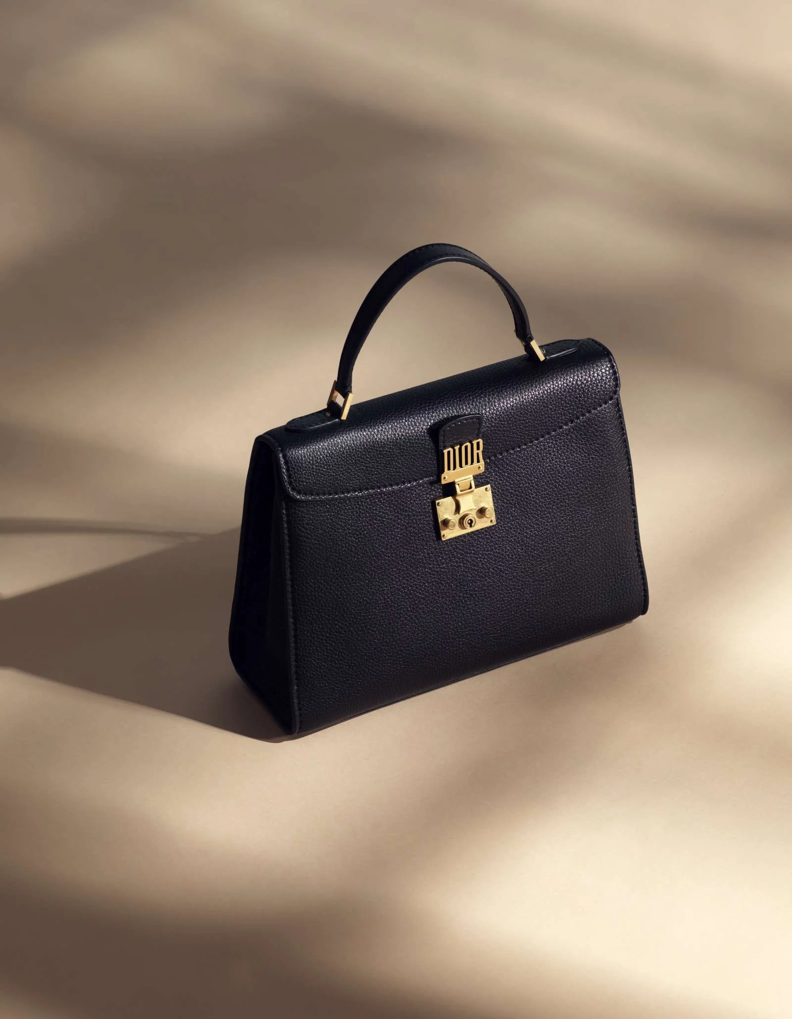 cruise bags-bag with shadow (FILEminimizer).jpg