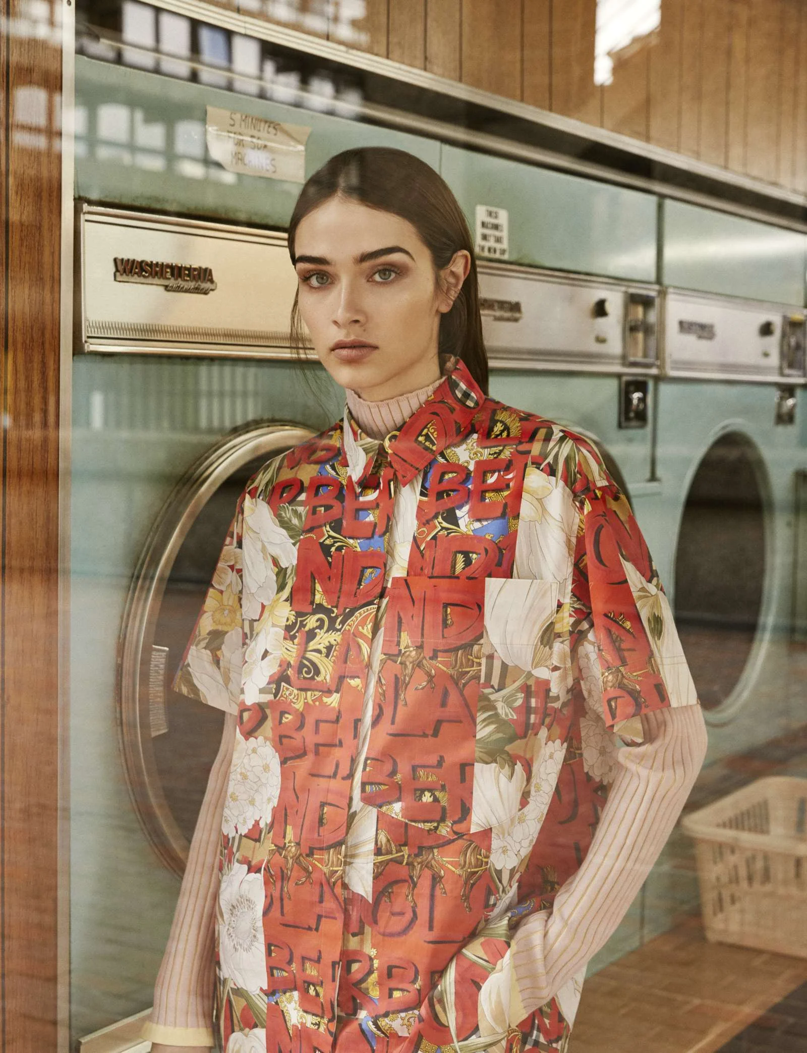 180316_A&E_BURBERRY_SHOT 03_019_R2 (FILEminimizer).jpg