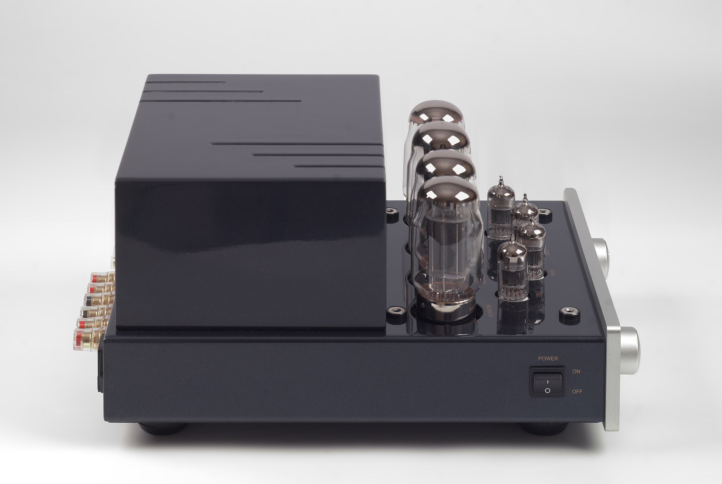 005-PrimaLuna Classic Integrated Amplifier-zilver.jpg