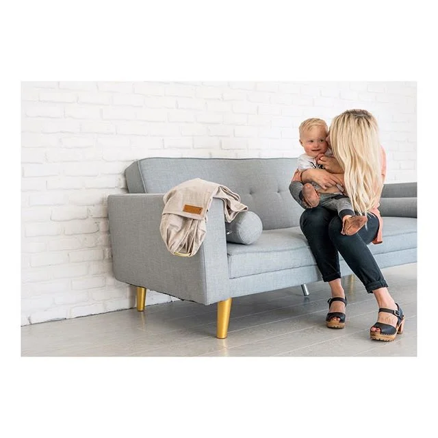 Buttering him up for some poses. 😘 A few weeks back we did a modeling gig for @mywildbird. This boy loves hamming it up for the camera. 😜 Stay tuned-- I'll be posting one of us using their awesome slings. #mywildbird #welleswerkinit #nothingdownaboutit