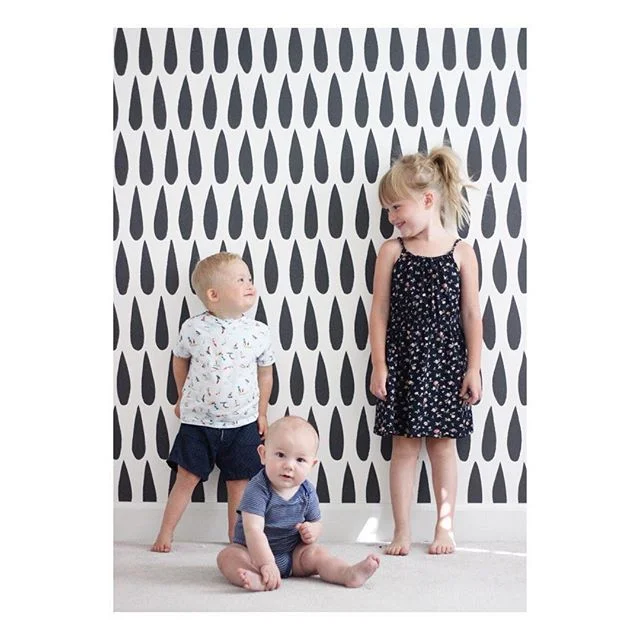 This wall... It might be one of the things I'll miss most about our home! Saying goodbye to that @sissyandmarley wallpaper has been a real bummer. 😆 But seriously, my kids rooms were my favorite part of that house! At least I get to keep those three little turkeys. They sure make our world go round... No matter where we live! #moving #mybabies #nothingdownaboutit