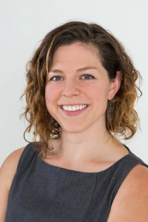  Stephanie Huls, MSW, RSW