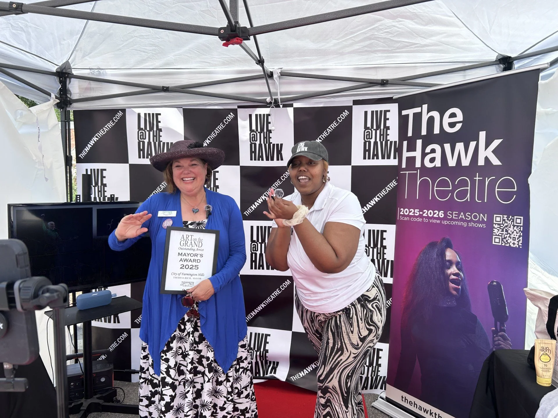 AOG25 - Joy and Mayor Rich - LIVE@THE HAWK.jpg