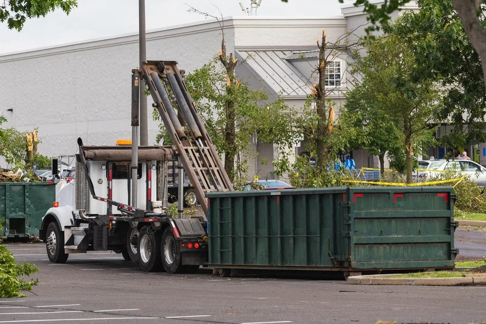 How Renting a Roll Off Dumpster Enhances Project Efficiency