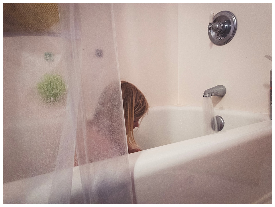 7:17 pm // Bath time. Which means almost bedtime.