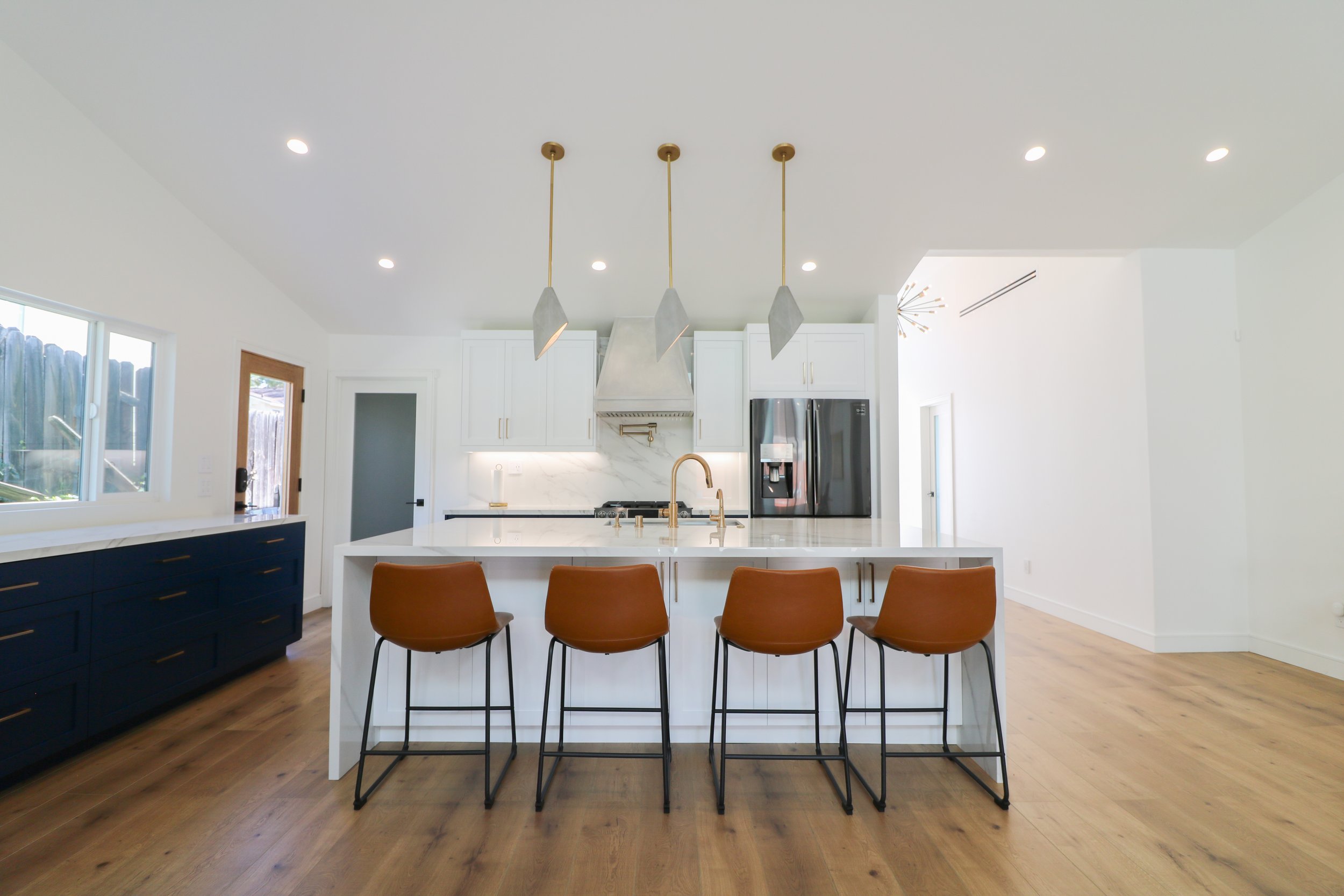 Saluda Avenue White and Navy Shaker Style