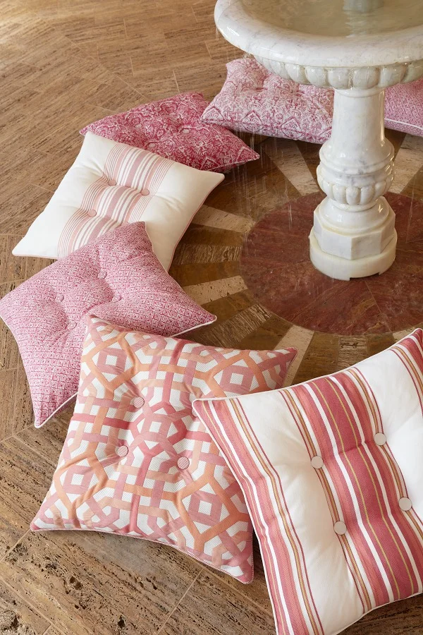 fountain pillows-p1a8bp487hpps1kjgrnj17ltds.jpg