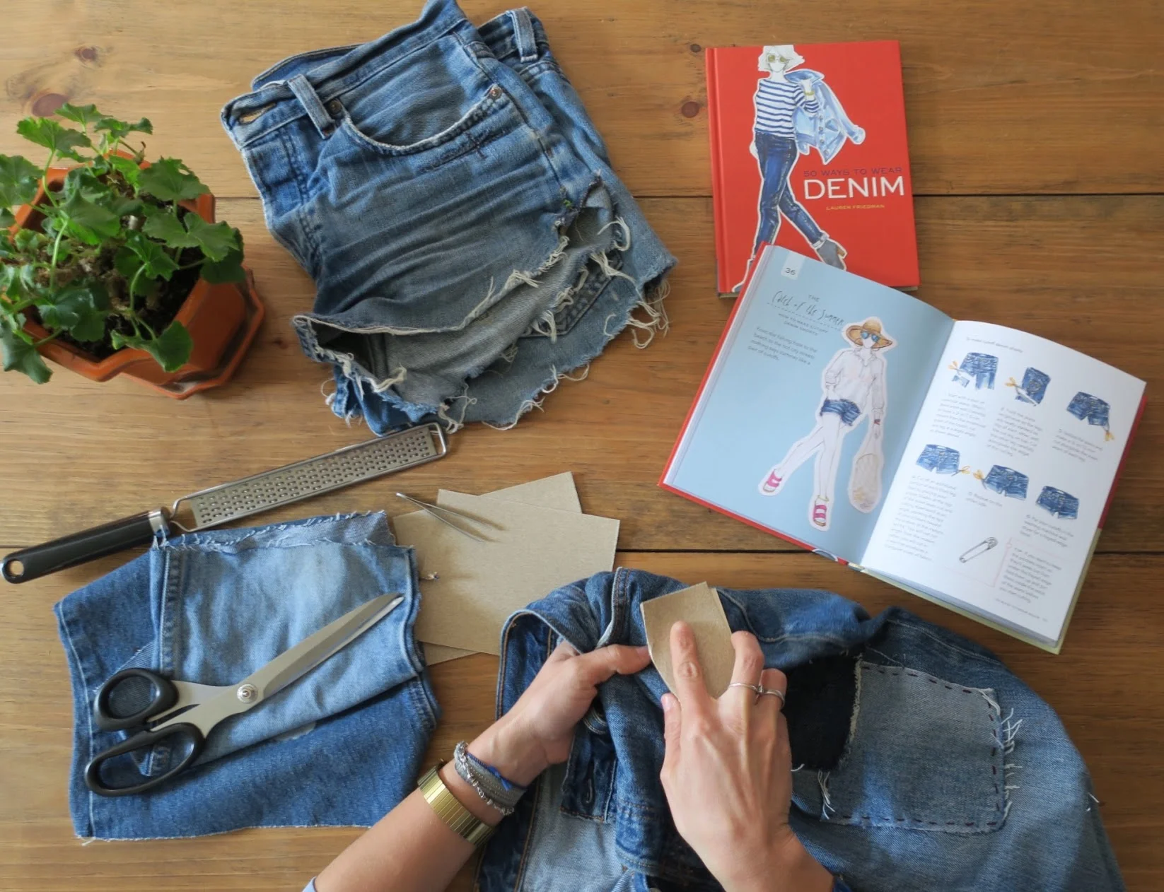 Denim Distressing Social 