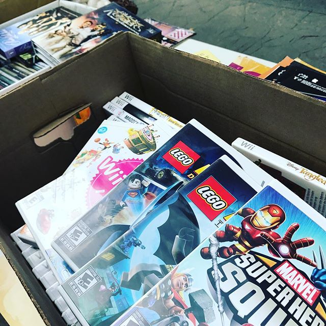 We have a box of Wii Games up for grabs! Good ones too if you like Lego Batman, Mario Bros. and Star Wars! #comedown #videogames #yegyardsalefinds