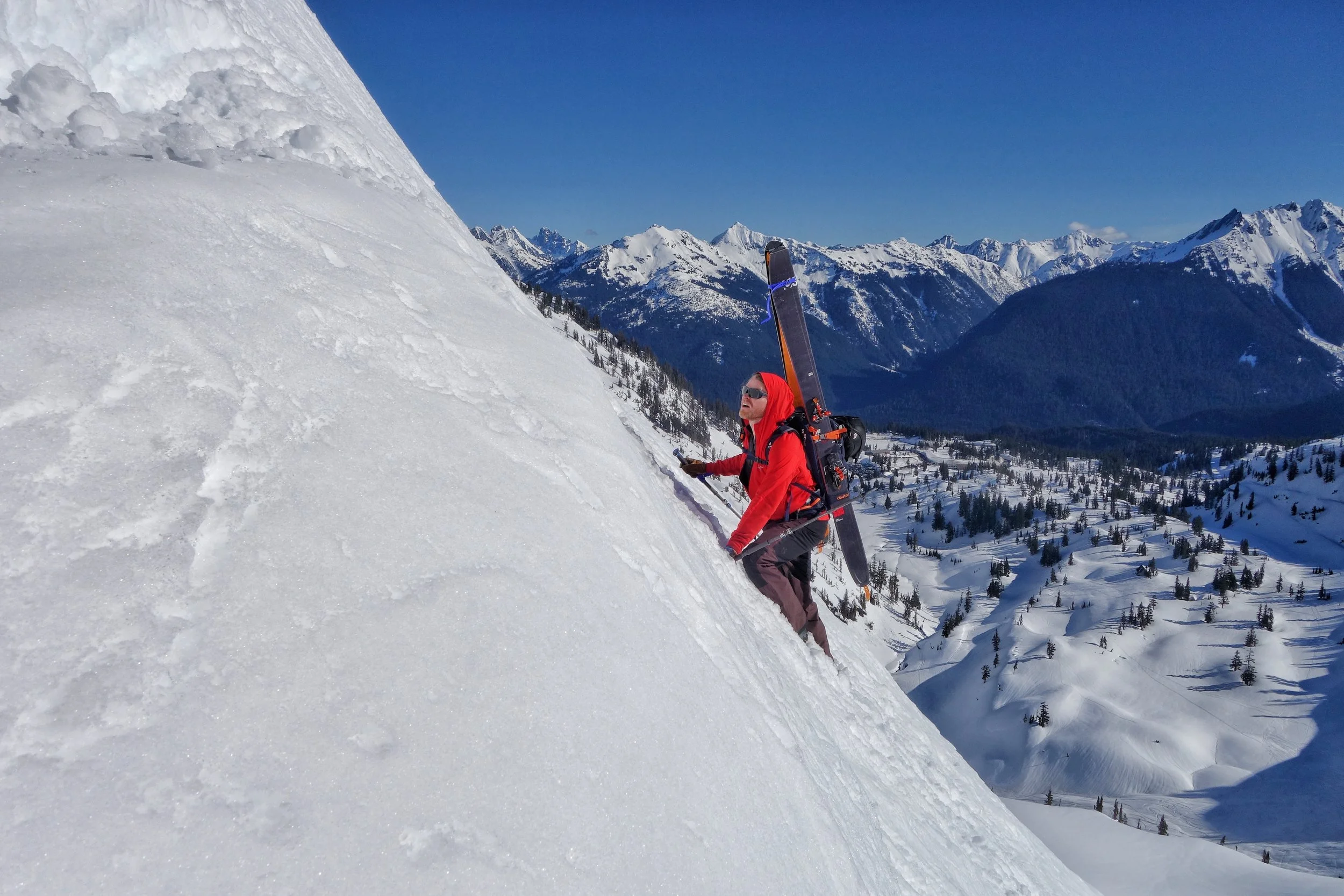 A Duel Threat pack for Splitboarders & Ski Tour Folks- FreeRider Pro 30