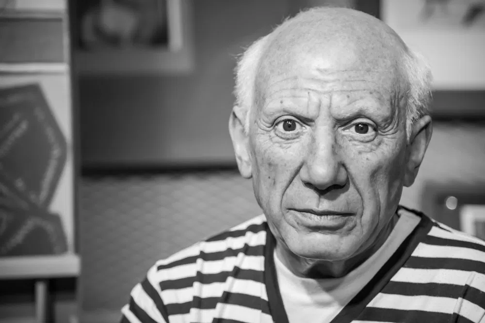 (image from ShairArt)PABLO PICASSO:&nbsp; &nbsp;A contemporary of Hemingway's (who definitely had a few women in common with the great writer of the times), Picasso was the opposite of his friend and a proven night-owl who would lock himself in his …