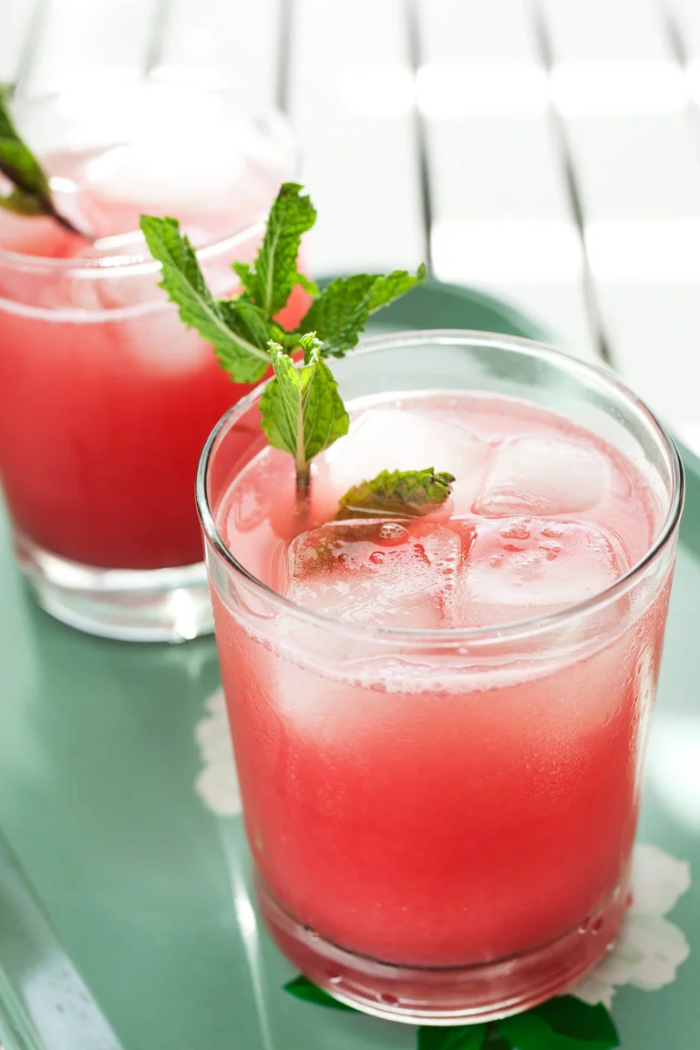 Watermelon-Cucumber-Sparkler_MG_2720_sRGB.jpg