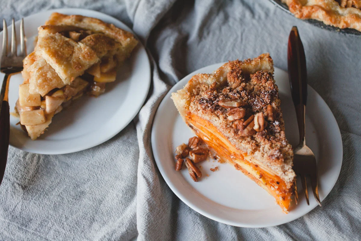 Persimmon and Apple Crumb Pie_023_sRGB.jpg
