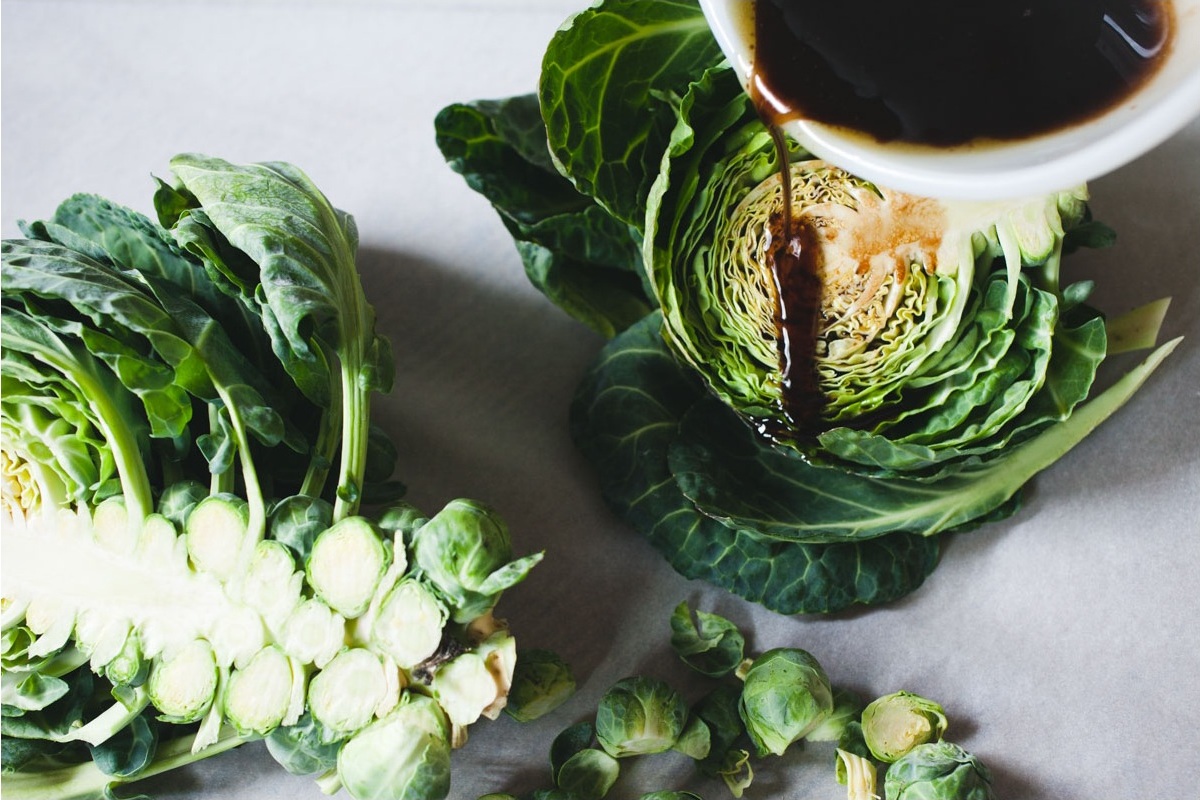 Roasted Brussels Sprout Leaves_089_sRGB.jpg