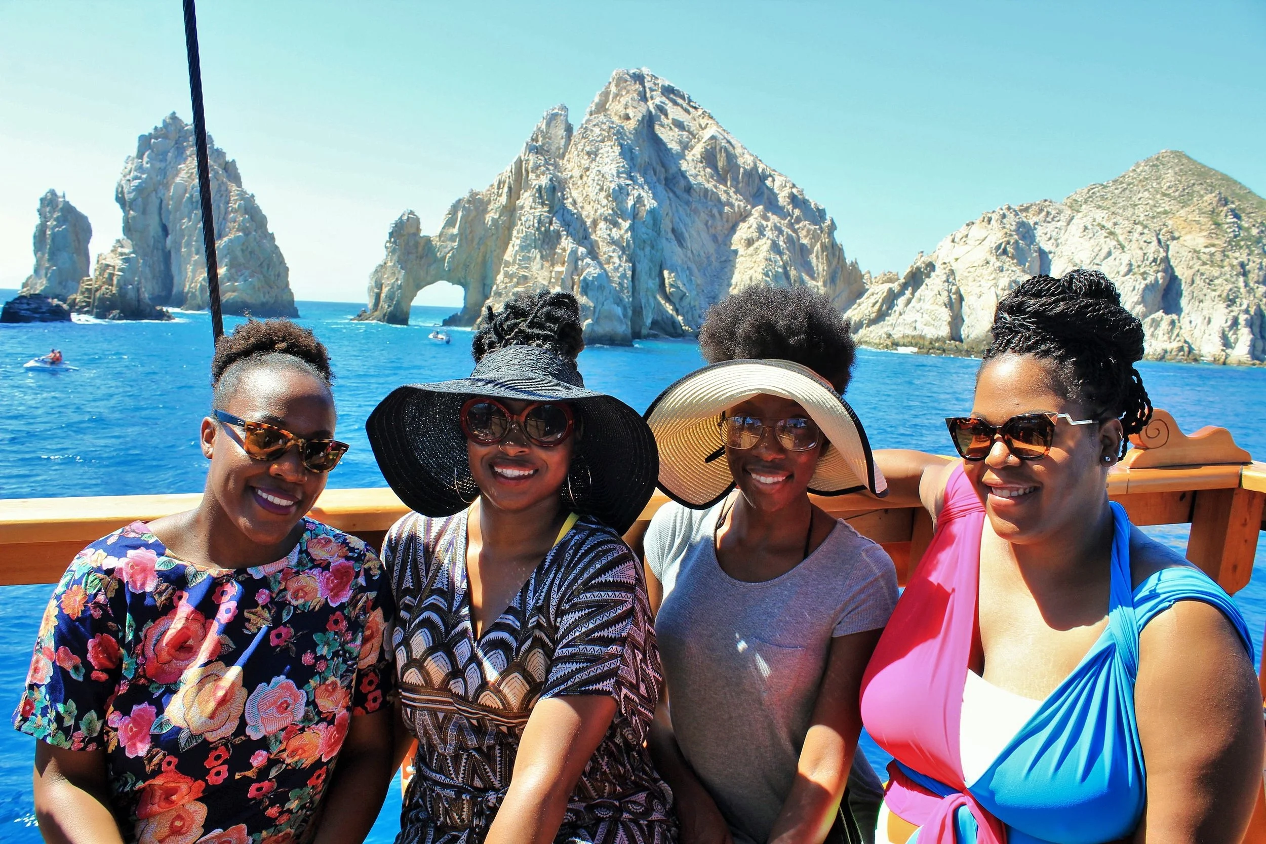 Sailing to the Sea of Cortez ... the Famous Arch in the background.