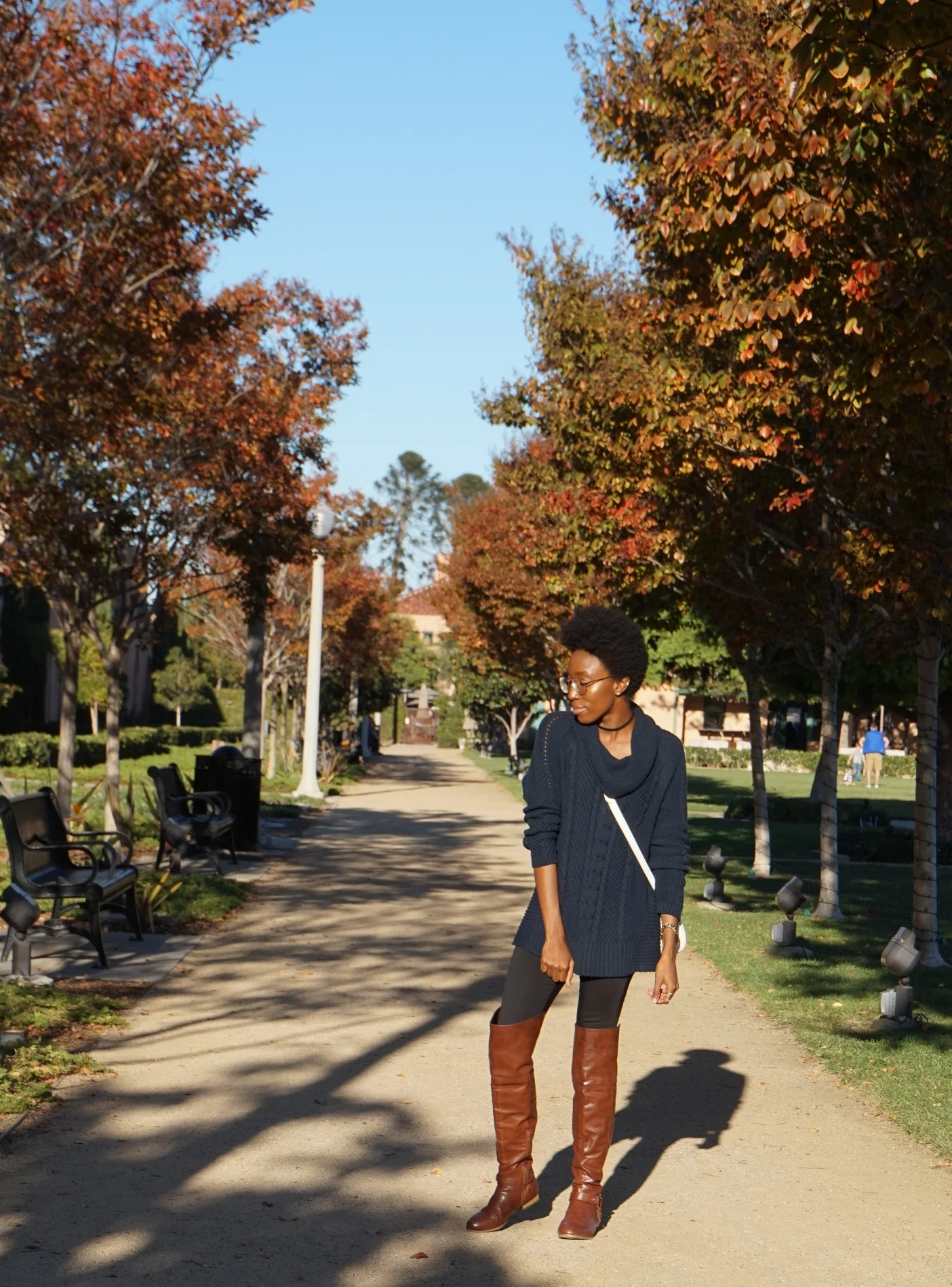 Look of the Day: Sweater: Cabi Clothing Jeggings: H&M Boots: 10$ Mall