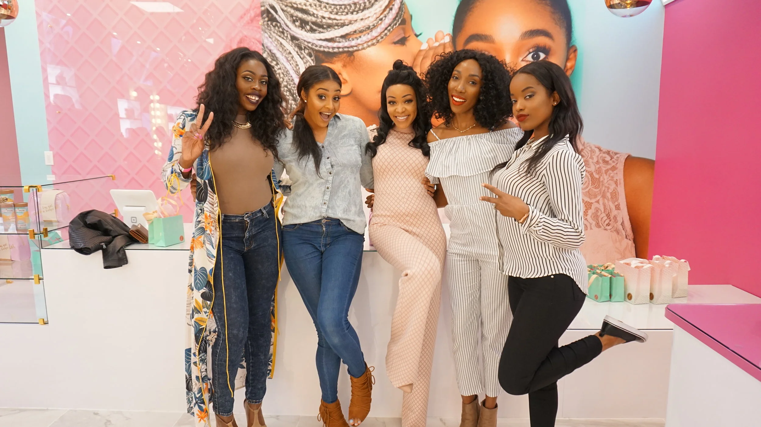 Getting the chance to meet Cashmere and see her amazing creation was truly inspiring!!! She had a dream and didn't quit!!! You can get out there and do anything you want!!! I'm so happy my friends who are also influencers were able to be part of this event with me!!! (from left to right) Shaniece @Bloombyshaniece, Maura @makeupbymaura, Kennisha @the_kennesha We all had way too much fun!!