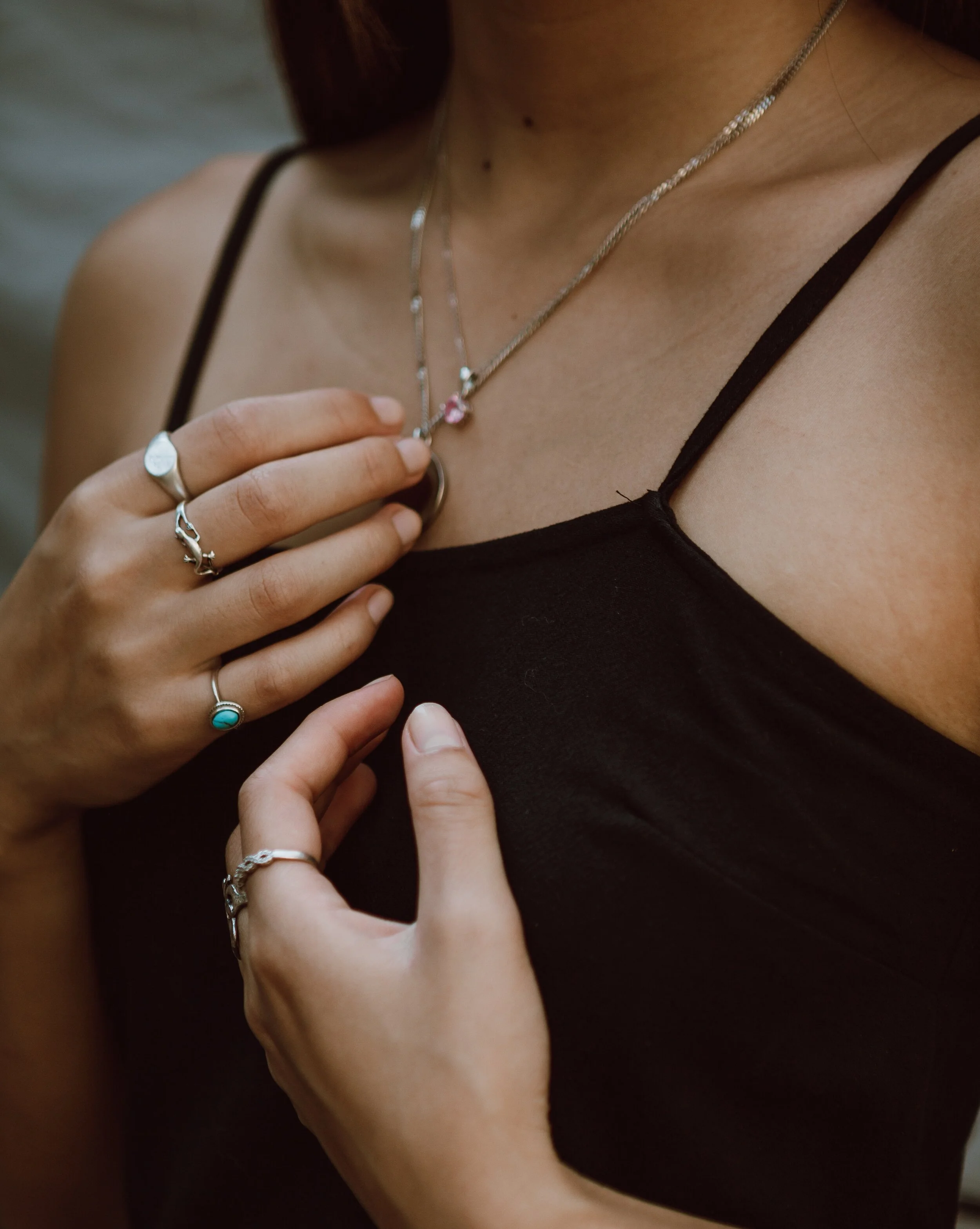 5 Tips For Styling Silver Jewelry